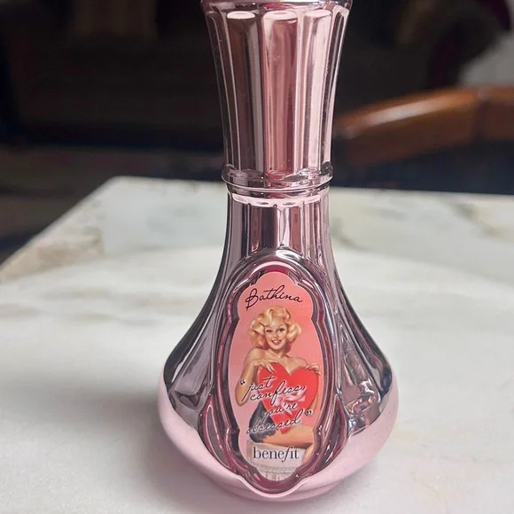 Benefit Bathina “Just Confess You’re Obsessed”Body Misty Spray 1.7 Oz. (90%)